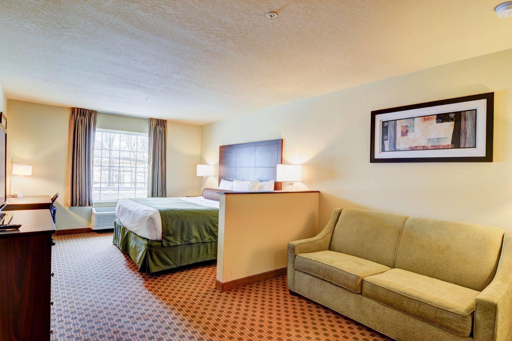 Cobblestone Hotel & Suites - Punxsutawney Exterior photo