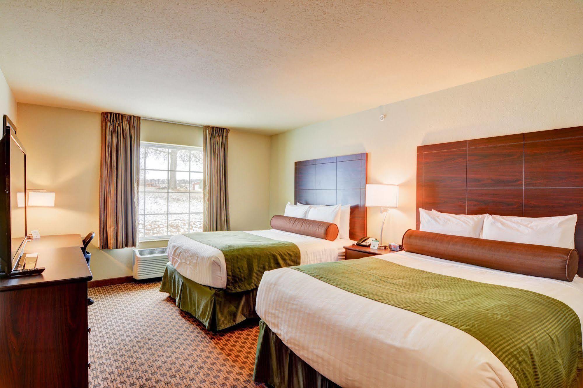 Cobblestone Hotel & Suites - Punxsutawney Exterior photo